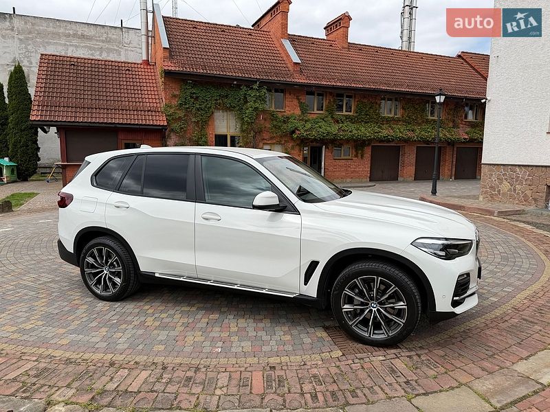 Внедорожник / Кроссовер BMW X5 2021 в Стрые