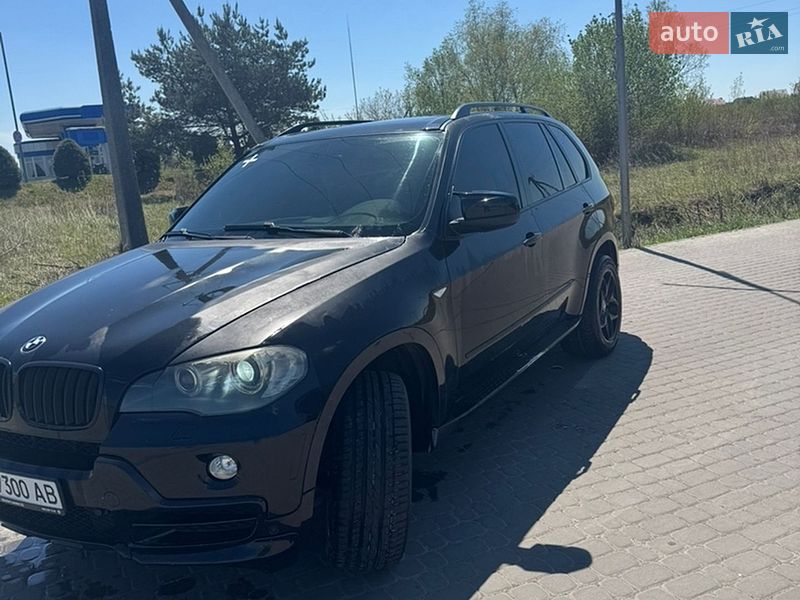 Внедорожник / Кроссовер BMW X5 2010 в Львове