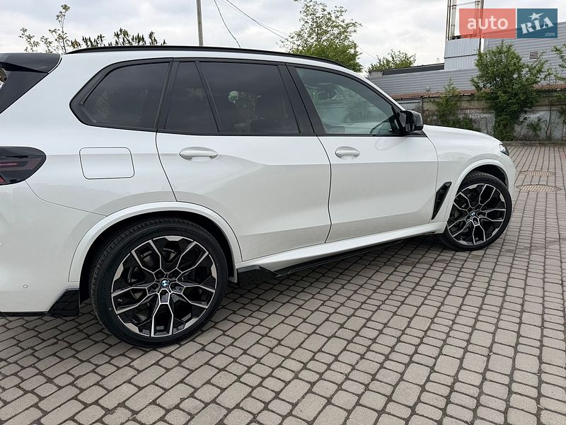 Внедорожник / Кроссовер BMW X5 2021 в Ивано-Франковске