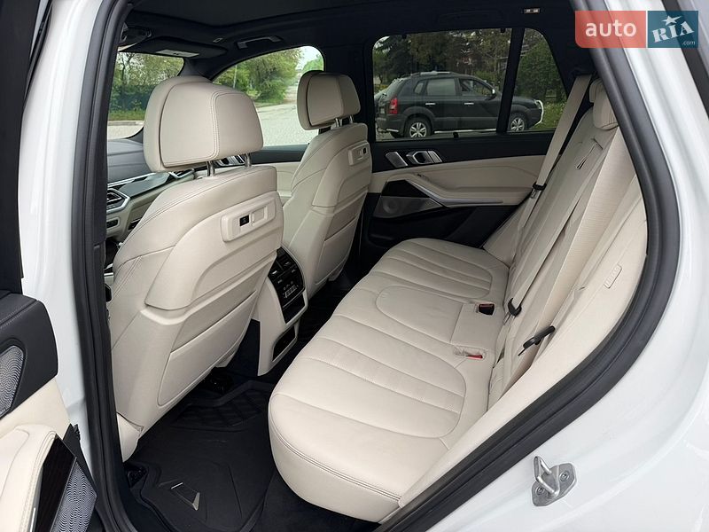 Внедорожник / Кроссовер BMW X5 2021 в Ивано-Франковске