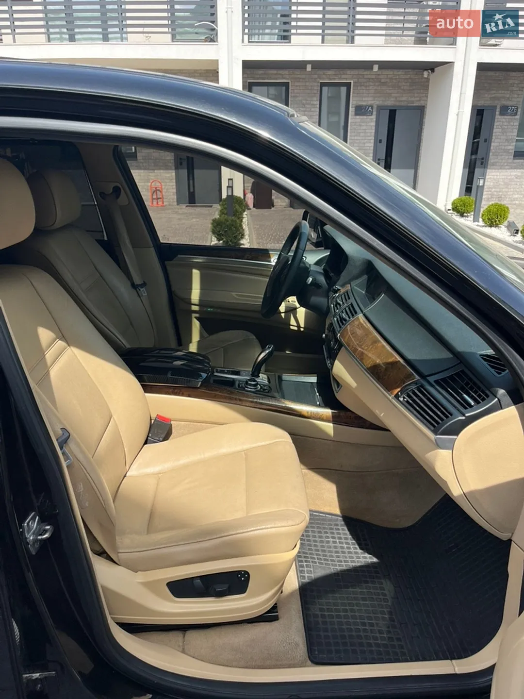 2010 BMW X5 - мініатюра 12