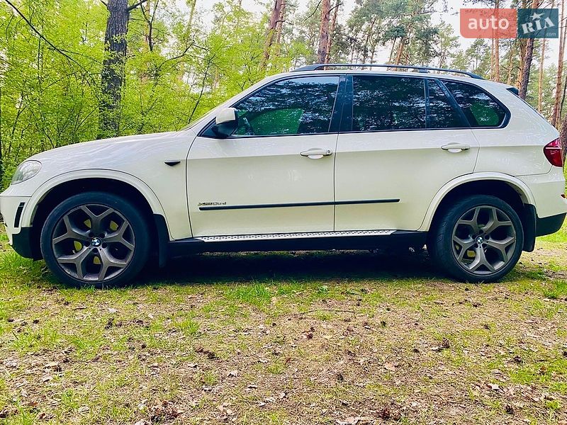 Внедорожник / Кроссовер BMW X5 2013 в Киеве
