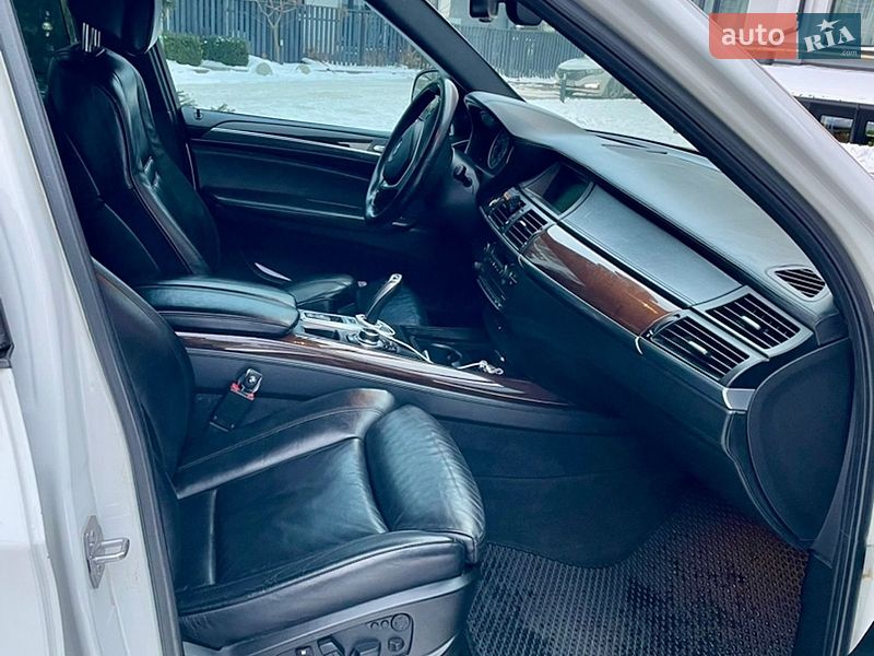 Внедорожник / Кроссовер BMW X5 2013 в Киеве