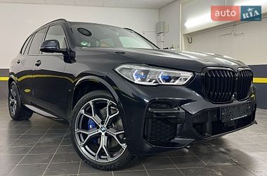 Внедорожник / Кроссовер BMW X5 2022 в Казатине