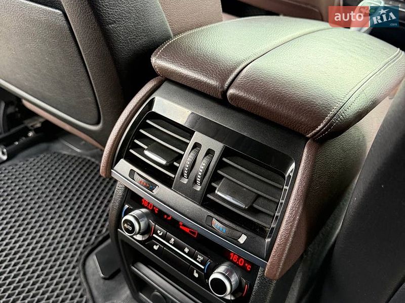 Внедорожник / Кроссовер BMW X5 2014 в Днепре