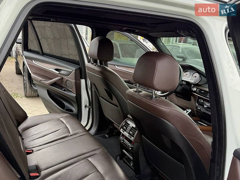 Внедорожник / Кроссовер BMW X5 2014 в Днепре