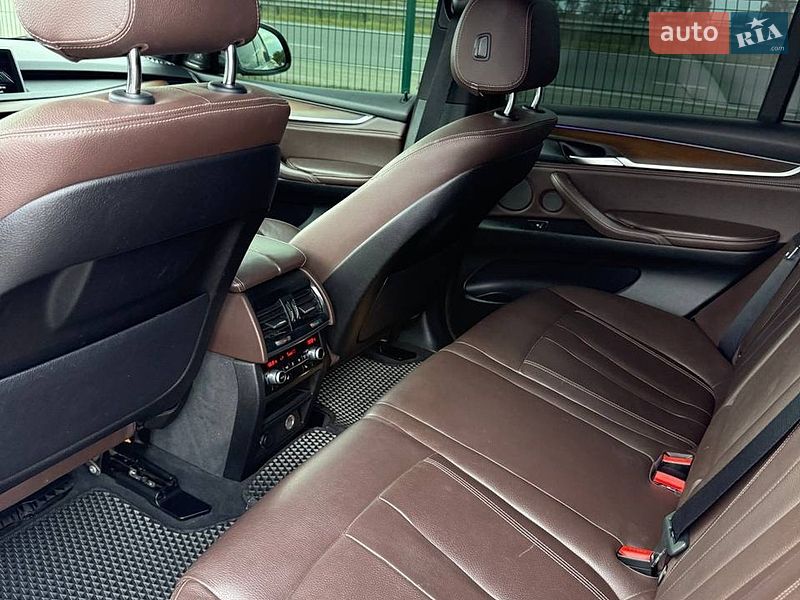 Внедорожник / Кроссовер BMW X5 2014 в Днепре
