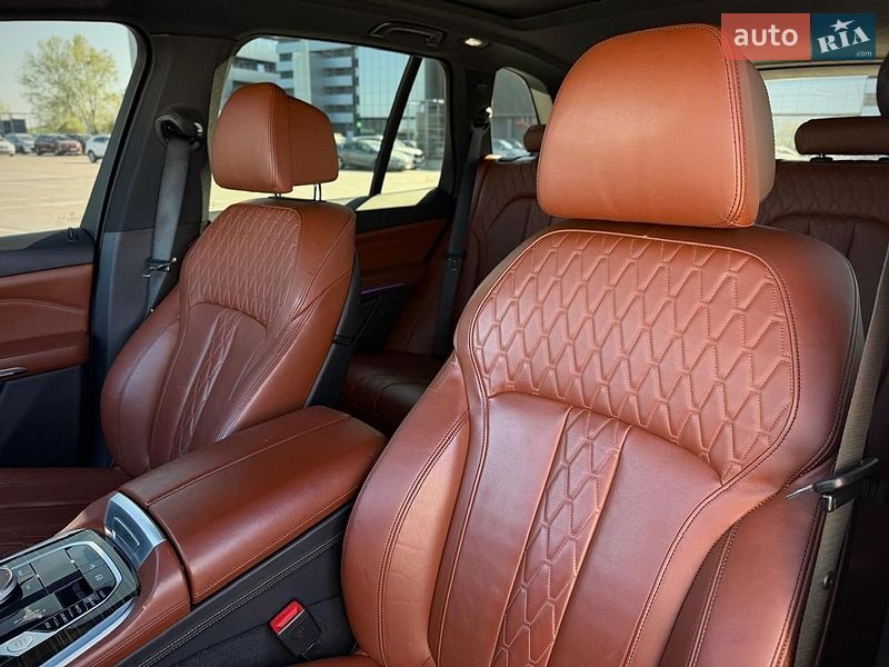 Внедорожник / Кроссовер BMW X5 2019 в Киеве