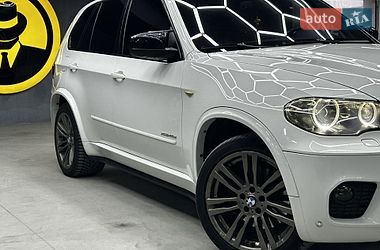 Внедорожник / Кроссовер BMW X5 2011 в Черновцах
