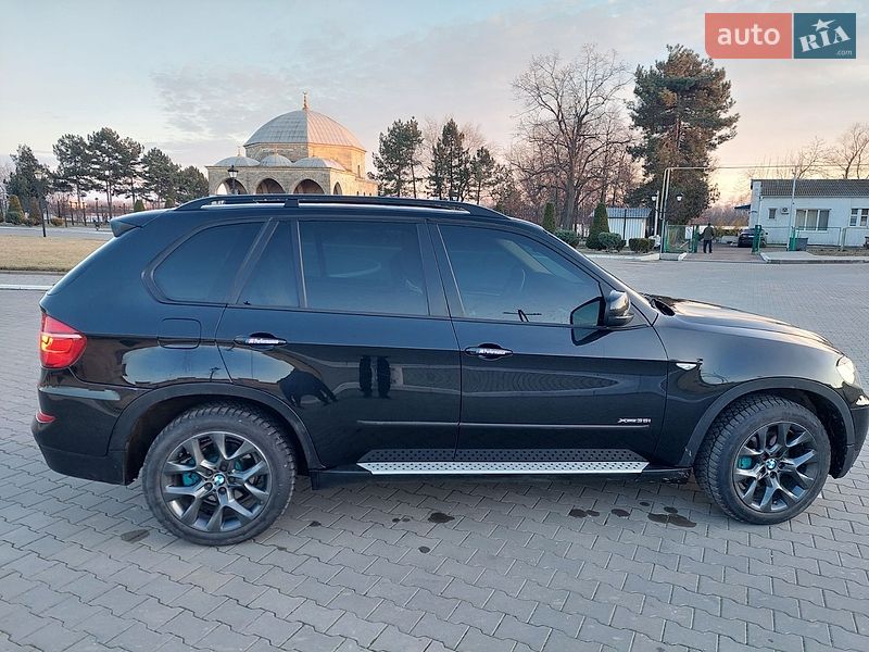 Внедорожник / Кроссовер BMW X5 2012 в Измаиле
