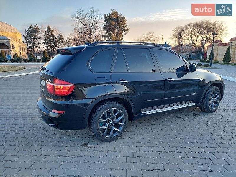 Внедорожник / Кроссовер BMW X5 2012 в Измаиле