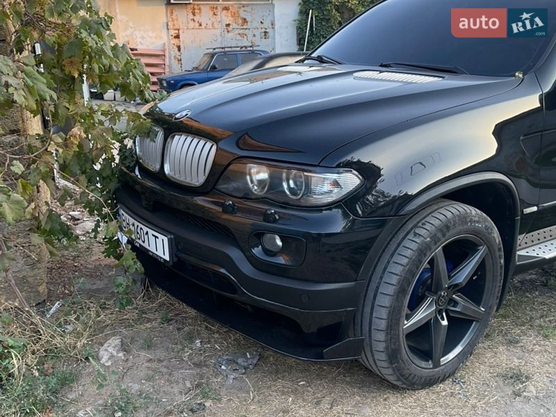 Внедорожник / Кроссовер BMW X5 2004 в Одессе