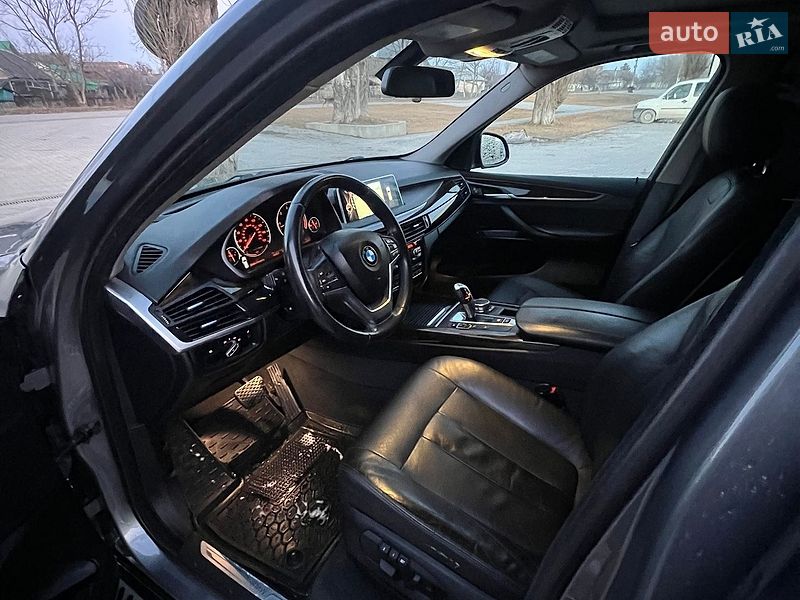 Внедорожник / Кроссовер BMW X5 2015 в Чемеровцах