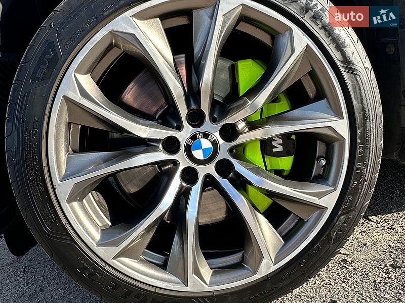 Позашляховик / Кросовер BMW X5 2014 в Дніпрі