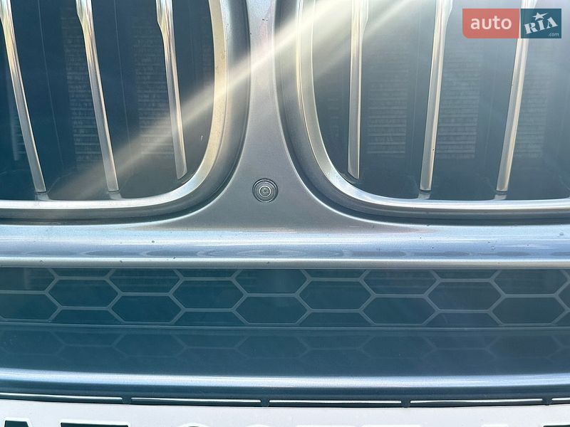 Позашляховик / Кросовер BMW X5 2014 в Дніпрі