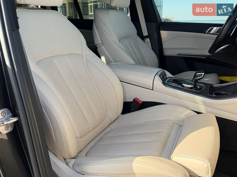 Внедорожник / Кроссовер BMW X5 2019 в Одессе