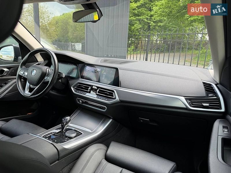 Внедорожник / Кроссовер BMW X5 2021 в Хмельницком