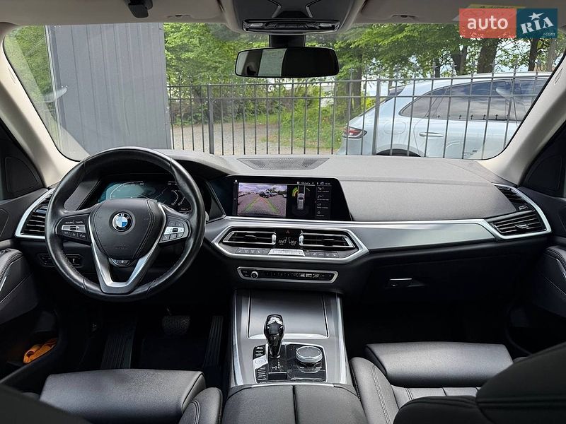 Внедорожник / Кроссовер BMW X5 2021 в Хмельницком