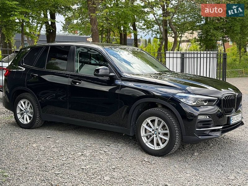 Внедорожник / Кроссовер BMW X5 2021 в Хмельницком