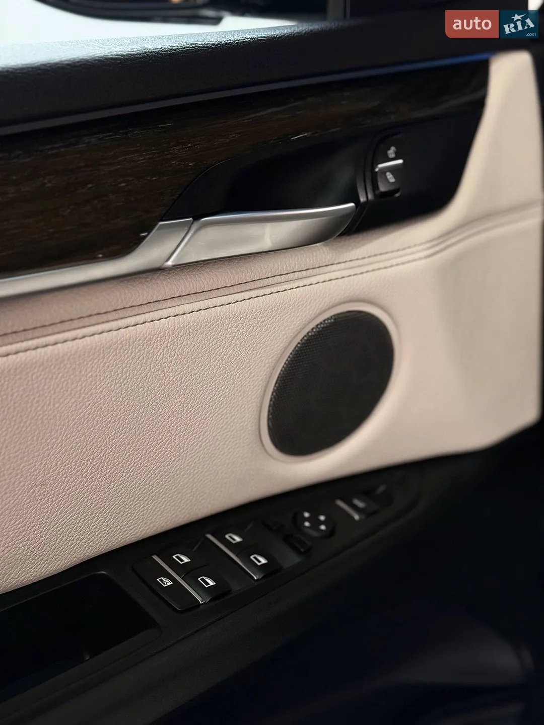 2015 BMW X5 - мініатюра 15