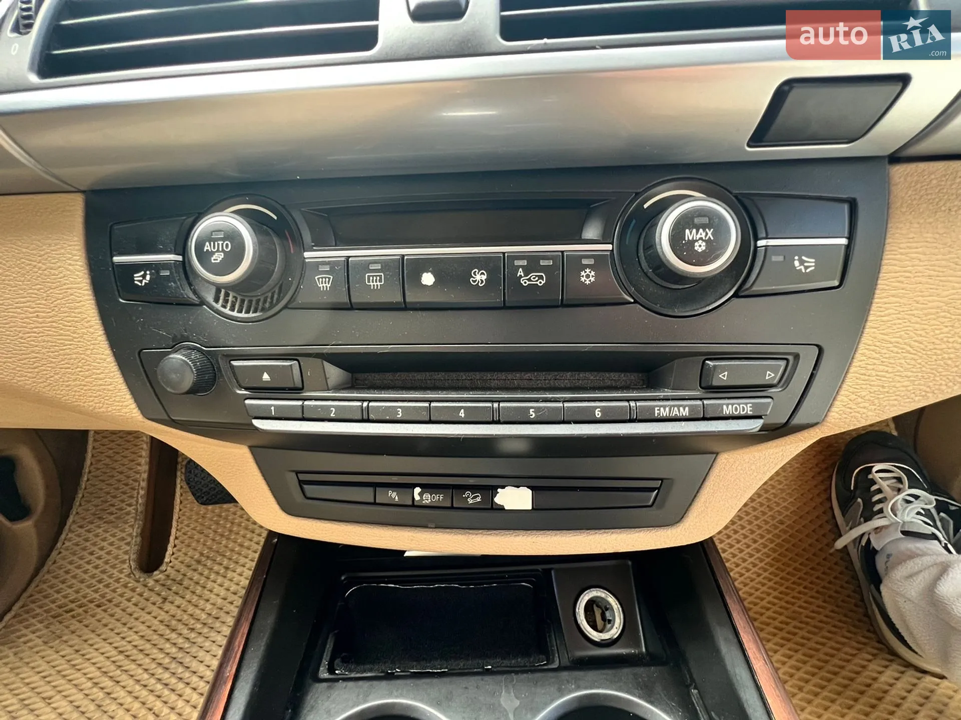 2012 BMW X5 - мініатюра 15