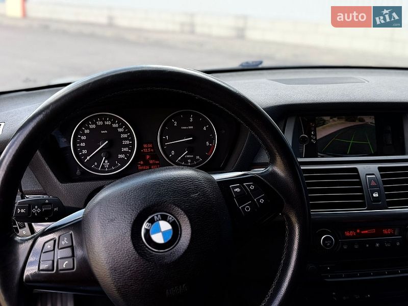 Позашляховик / Кросовер BMW X5 2010 в Ковелі