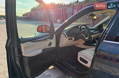 Позашляховик / Кросовер BMW X5 2015 в Львові