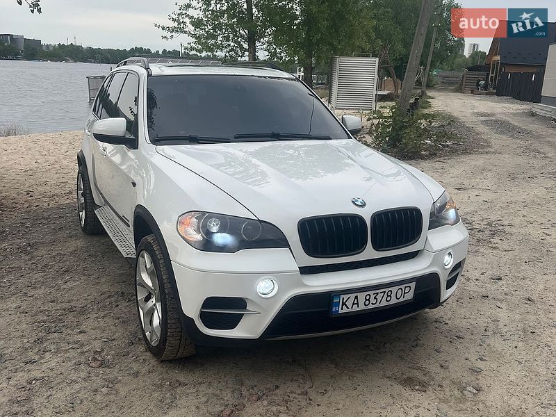 Позашляховик / Кросовер BMW X5 2012 в Києві