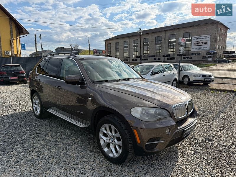 Внедорожник / Кроссовер BMW X5 2013 в Ивано-Франковске