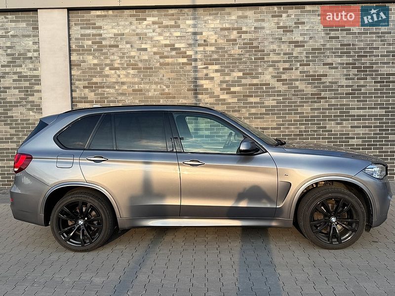 Внедорожник / Кроссовер BMW X5 2017 в Коломые