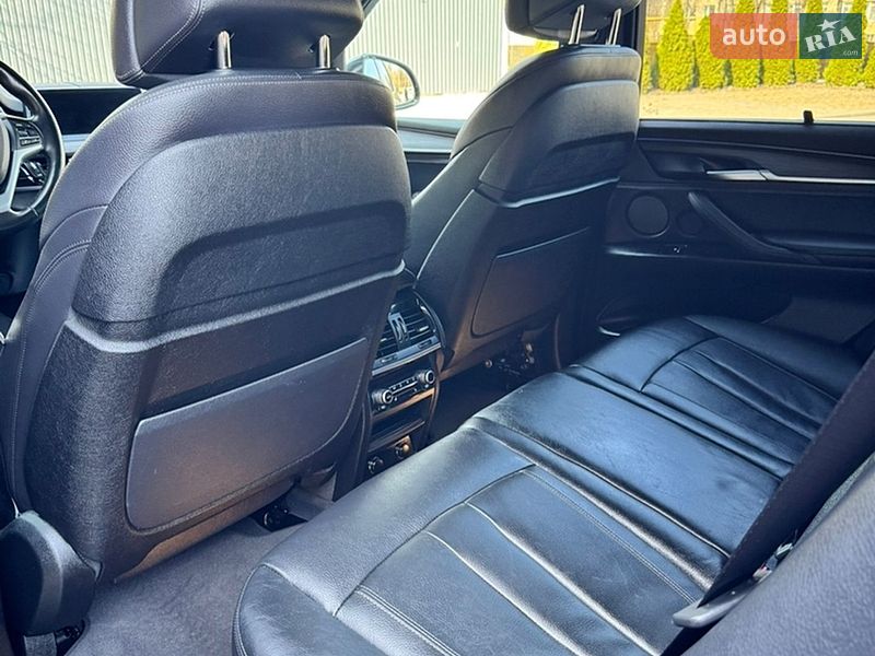 Внедорожник / Кроссовер BMW X5 2017 в Полтаве