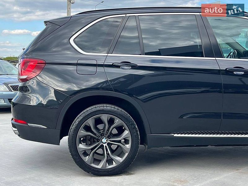 Позашляховик / Кросовер BMW X5 2015 в Львові