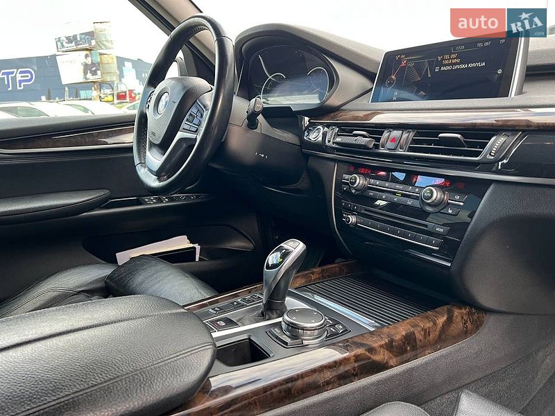 Позашляховик / Кросовер BMW X5 2015 в Львові