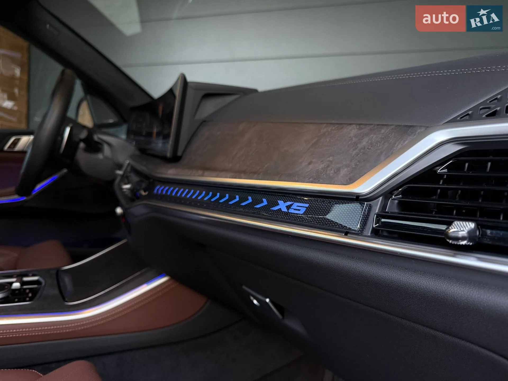 2023 BMW X5 - мініатюра 23