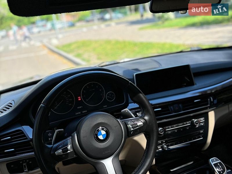 Внедорожник / Кроссовер BMW X5 2016 в Киеве