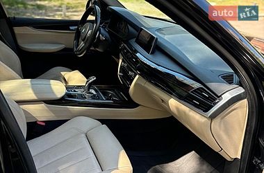 Внедорожник / Кроссовер BMW X5 2016 в Киеве