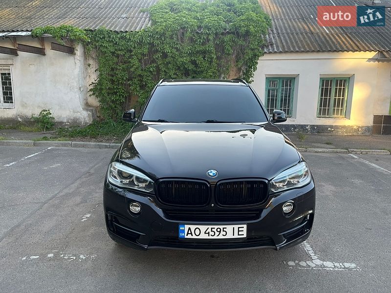 Внедорожник / Кроссовер BMW X5 2014 в Николаеве