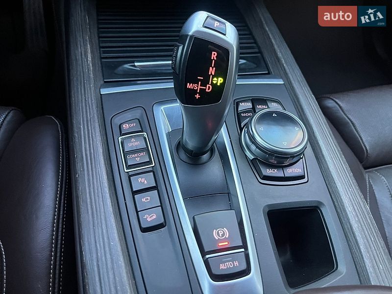 Внедорожник / Кроссовер BMW X5 2014 в Николаеве