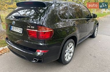 Позашляховик / Кросовер BMW X5 2011 в Чернігові
