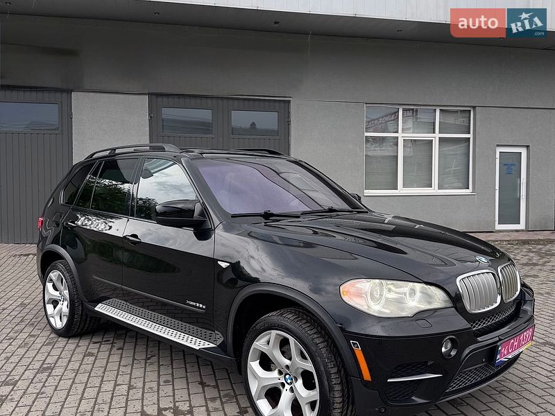 Позашляховик / Кросовер BMW X5 2012 в Чернівцях