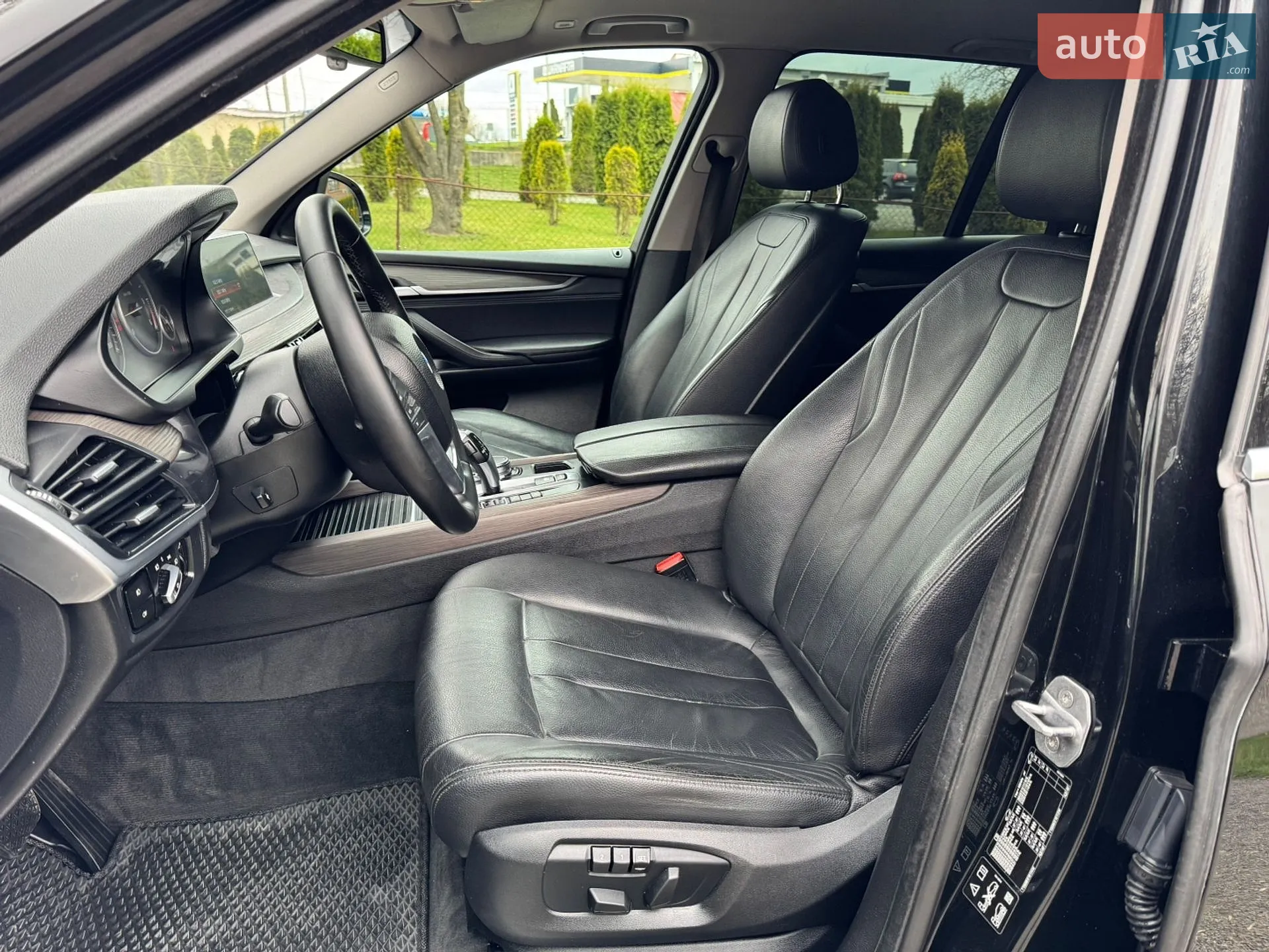 2016 BMW X5 - мініатюра 16