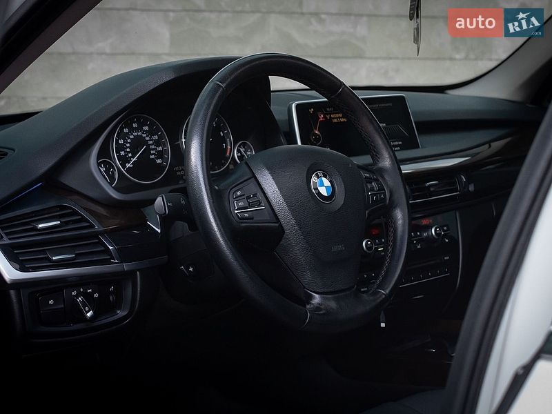Внедорожник / Кроссовер BMW X5 2013 в Киеве