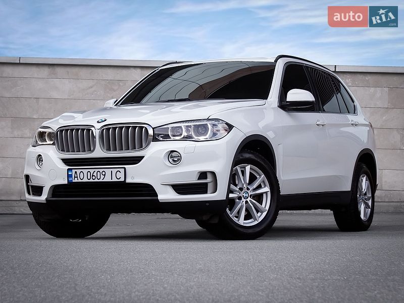 Внедорожник / Кроссовер BMW X5 2013 в Киеве
