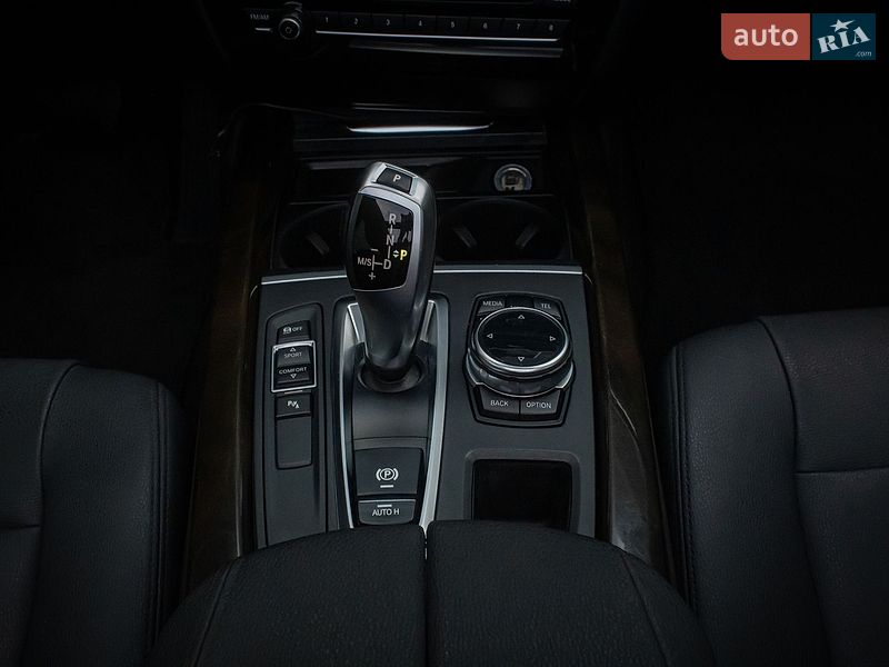Внедорожник / Кроссовер BMW X5 2013 в Киеве