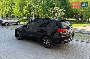 Внедорожник / Кроссовер BMW X5 2015 в Ровно