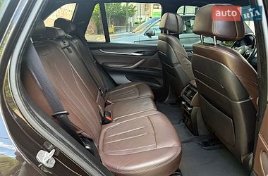 Внедорожник / Кроссовер BMW X5 2015 в Ровно