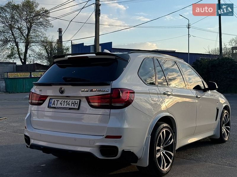 Внедорожник / Кроссовер BMW X5 2014 в Черноморске