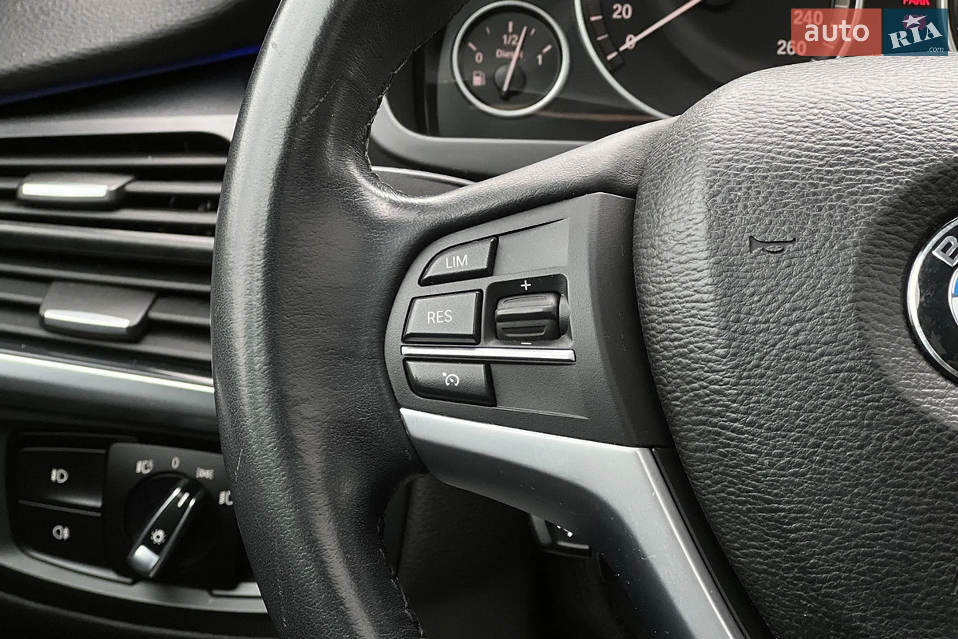 2013 BMW X5 - мініатюра 15