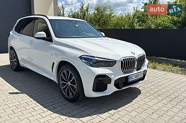 Внедорожник / Кроссовер BMW X5 2022 в Мостиске
