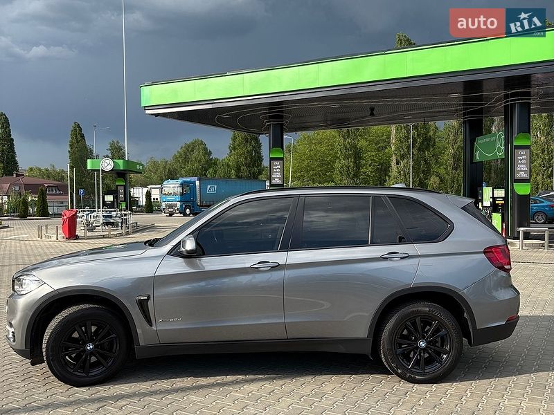 Внедорожник / Кроссовер BMW X5 2016 в Кременчуге